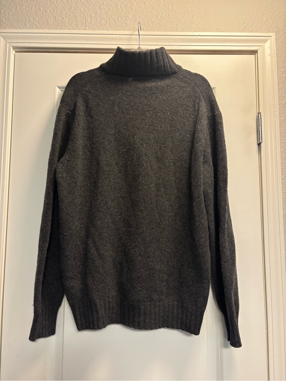 Blumarine Uomo Italy 100% Wool Men's Charcoal Half-Zip Sweater Size XL - Picture 3 of 3
